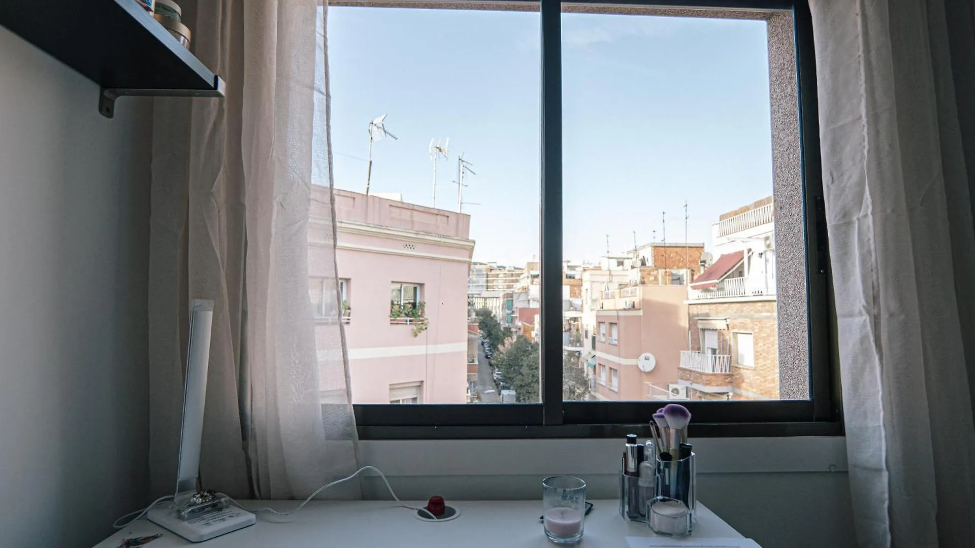 Cotonat Bed and Breakfast L'Hospitalet de Llobregat 0*,